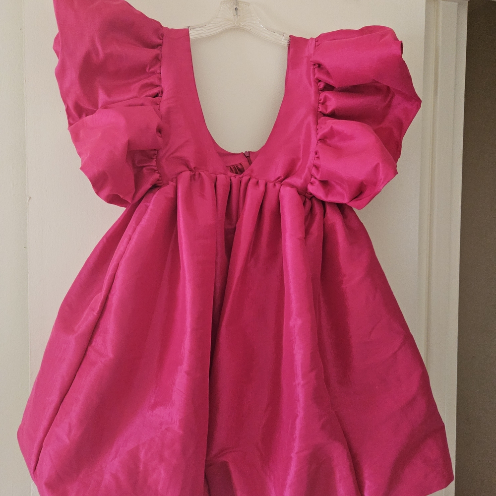 Kika Vargas Fuchsia Mini Dress with Dramatic Sleeves, and Pockets! - Picture 5 of 6